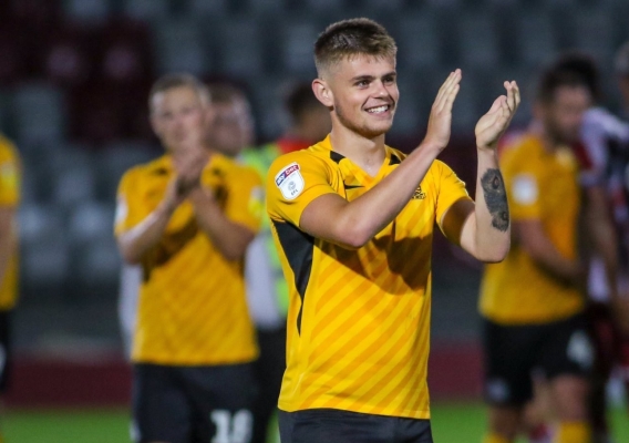 Charlie_kelman_-_asn_top_-_southend