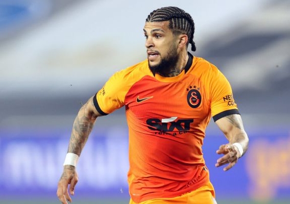 Deandre_yedlin_-_asn_top_-_galatasaray_-_2021