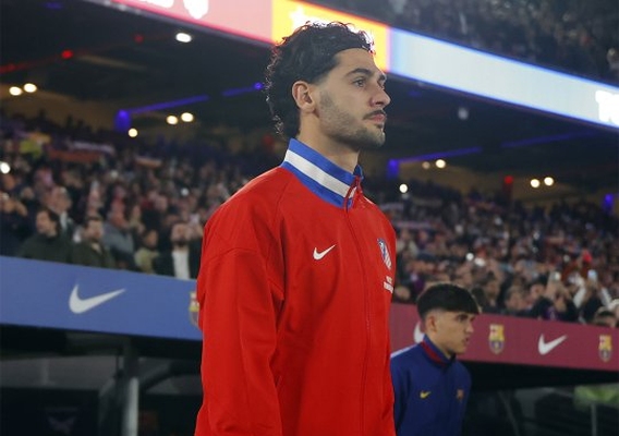 Johnny_cardoso_-_asn_top_-_atletico_madrid_-_walk_out_vs._barcelona_-_12-2-2025