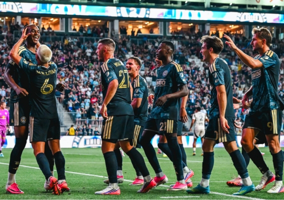Neil_pierre_-_asn_top_-_celebrates_goal_for_philadelphia_-_2026-7-22