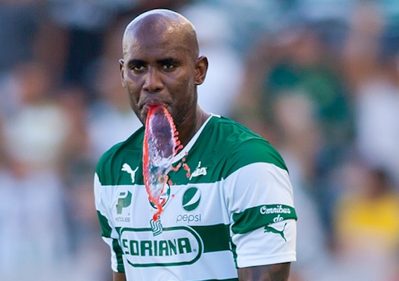 61113_pajoy_isi_intlmj070812057