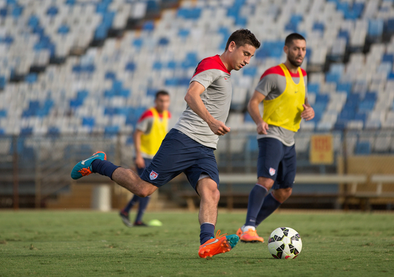 101414_bedoyadempsey_isi_usmntjd101314114