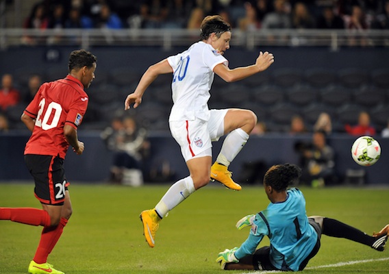 101614_isi_wambachabby_uswntbb101514108