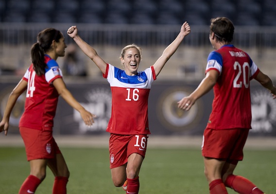 102614_isi_uswnt_uswntbs102614113