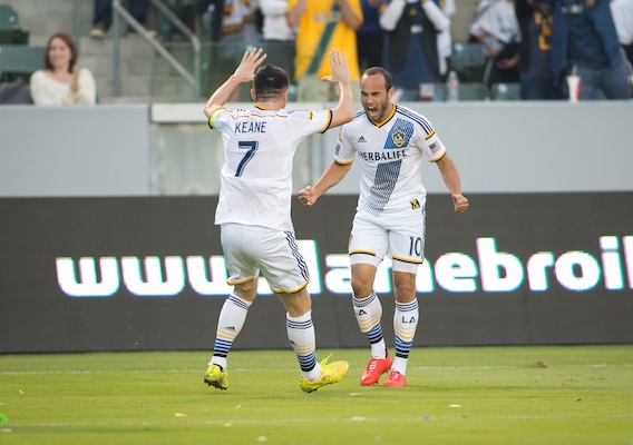 111114_isi_donovanlandon_mlsmj110914106