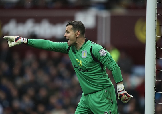 B5415_isi_givenshay_pi_villa_v_everton_mze_062.3149845