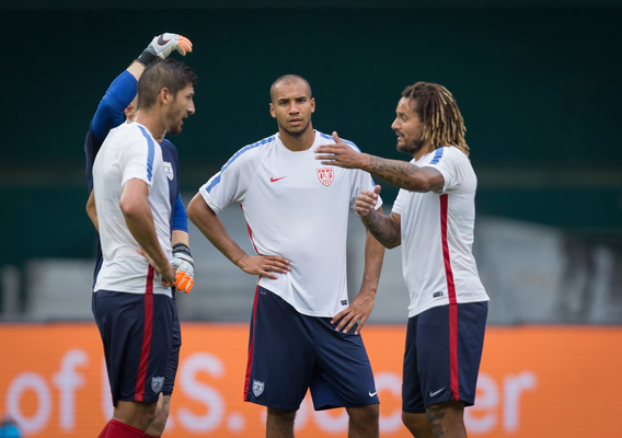 91715_brooksgonzalez_isi_usmntjd090315137