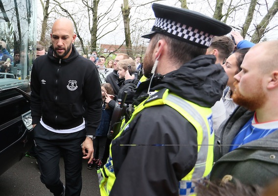 21216_isi_howardtim_pc_bpi_carlisle_v_everton_09.3491660