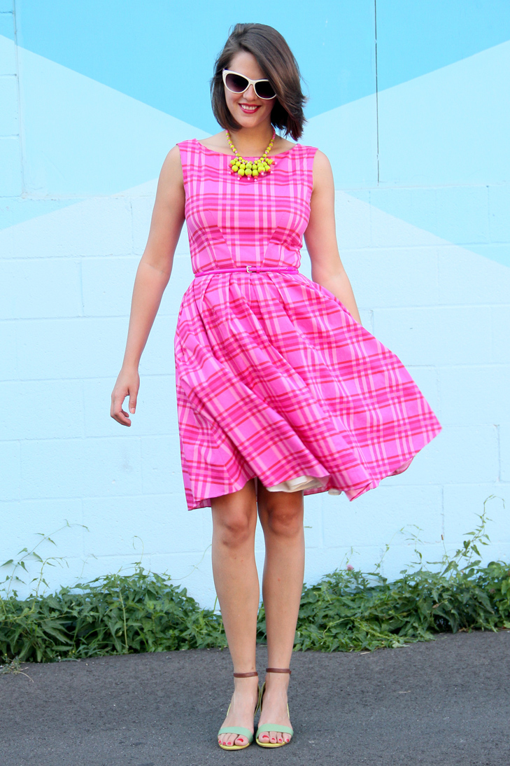 Simplicity 2444, Jessica Quirk, What I Wore, DIY, Self Made, Simplicity 2444, neon necklace DIY, DIY sunglasses