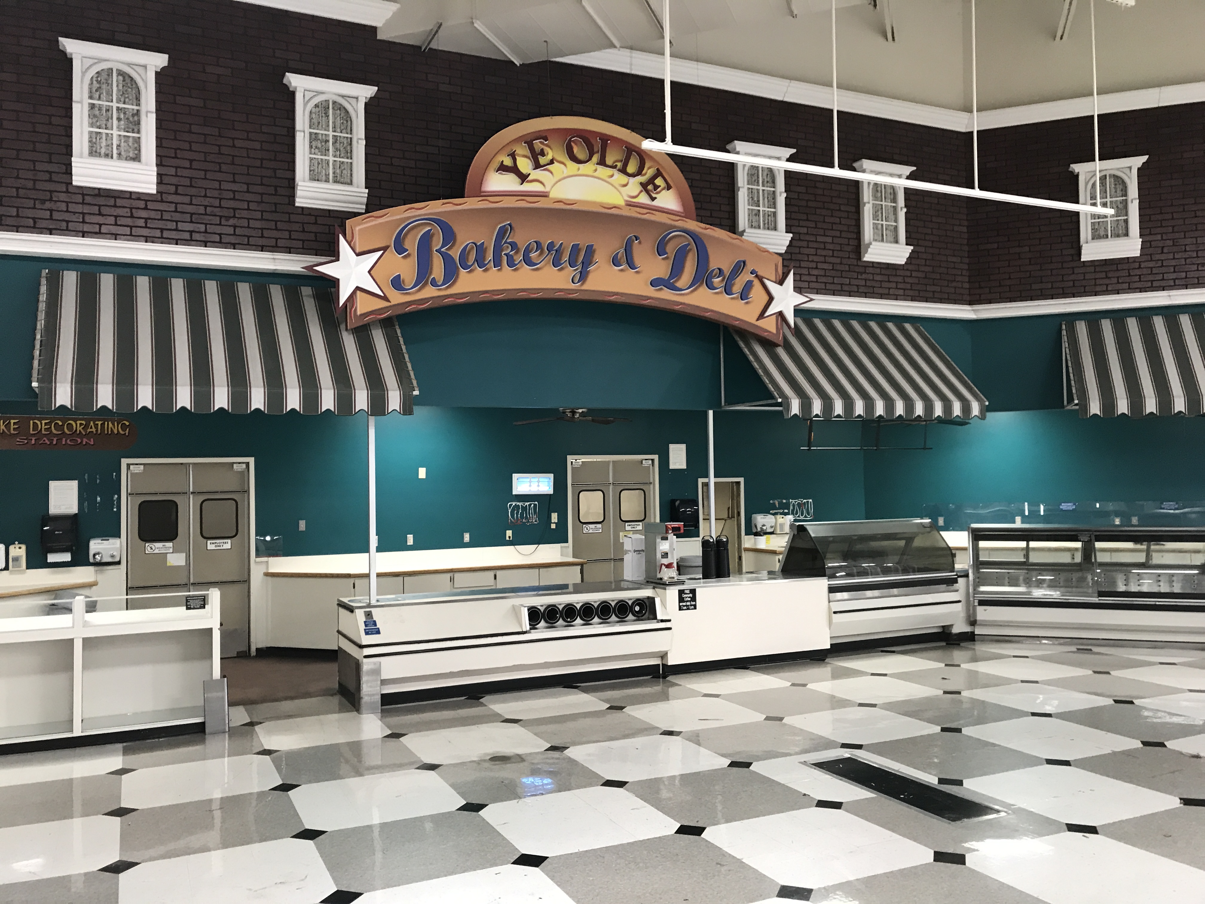 Grocery Store Equipment in Wylie Texas Key Auctioneers