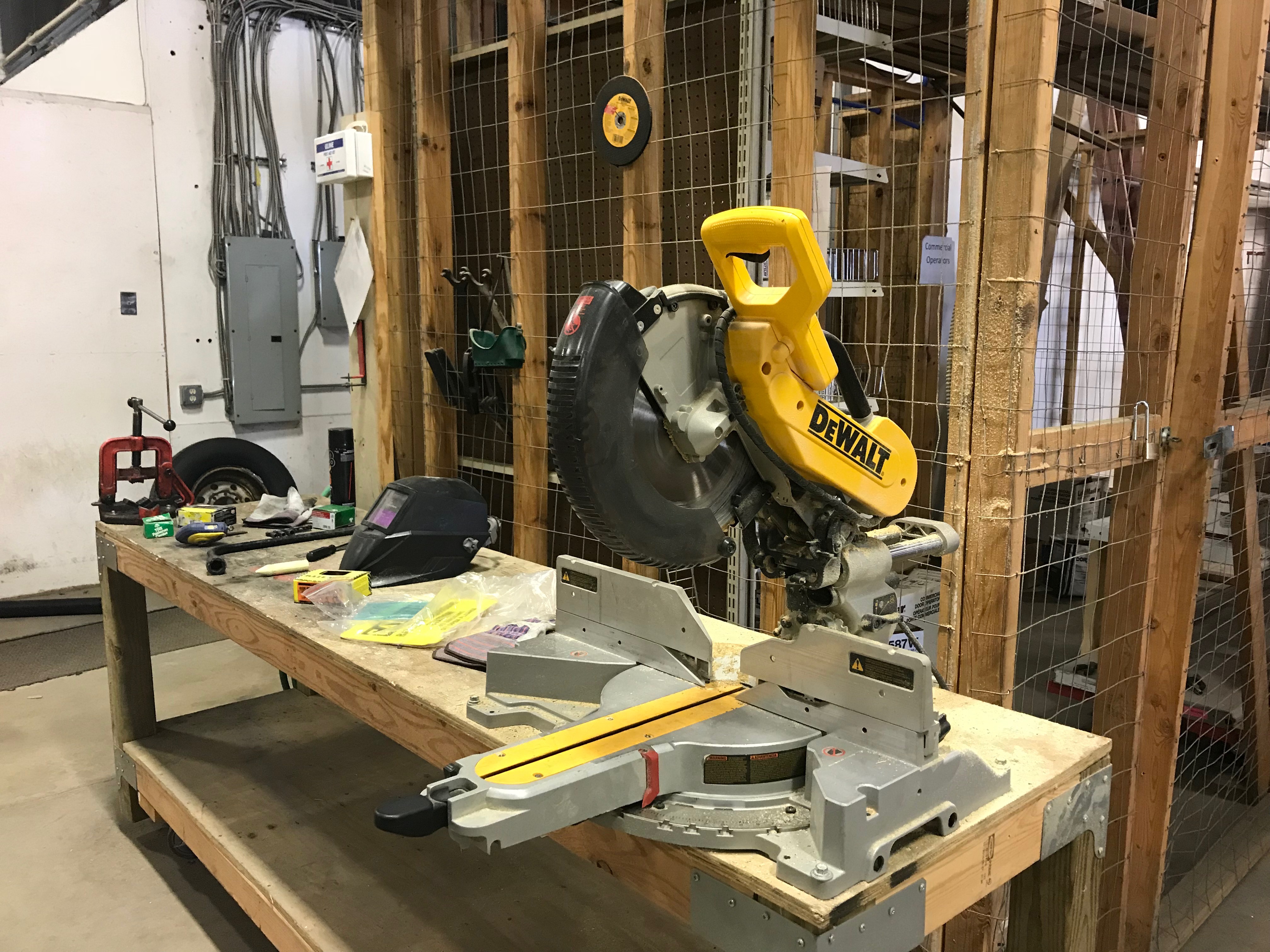 Indy Elite Garage Doors Auction in Indianapolis, IN - Key Auctioneers