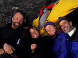 Explorers_greenland_hiking3
