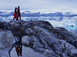 Explorers_greenland_hiking4