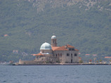 Lady_of_the_church_island