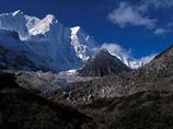 3523_12---kangshung-valley_m
