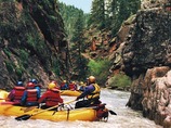 Looking_down_the_canyon