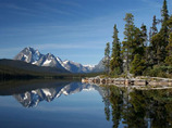 Junker_lake_day