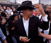 Obama_wearing_ray_skidmores_stetson_y603_2_large