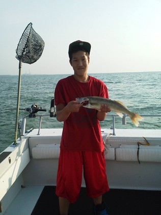 Aden_first_lake_erie_walleye