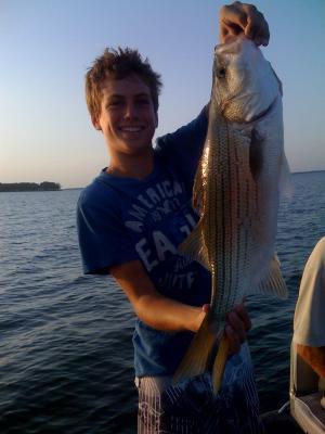 Royce & Adam Simmons<br>Gone Fishin' Guide Service<br>www.gonefishin.biz<br>903-389-4117