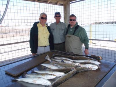 Fished the Stan Cargill party. Southeast wind 15 to 20mph. Water clarity, very little color. Had 18 good Trout, fish fed in the full moon. Tides finally starting to rise.<br><br><br>Capt. Charlie Paradoski - Texas Saltwater Fishing <br>www.captcharlieparadoski.com 