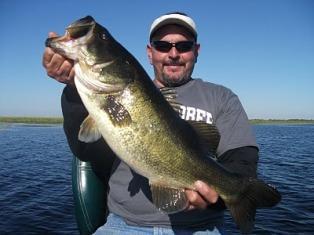 Captain Mike Shellen <br>Shellen Guide Service<br>863-357-0892 <br>www.okeechobeebassfishing.com