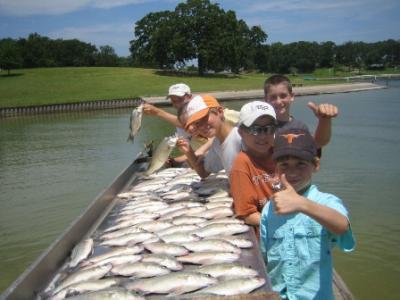 Royce & Adam Simmons<br>Gone Fishin' Guide Service<br>www.gonefishin.biz<br>903-389-4117<br>