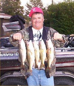 Capt.Sam Williams<br>hawk184@earthlink.net<br>Hawk's Guide Service <br>www.hawksfishingguideservice.com 