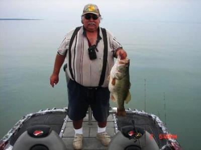 Lake Guerrero's Big Bass 15.4 lb. Caught last Friday by Dicky Norris. <br><br>Hassle Free Fishing <br>Arley McMillon <br>amcmillon1@cox.net <br>405-354-0358