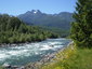 3%20minute%20walk%20to%20the%20beautiful%20chilliwack%20river%20(2)