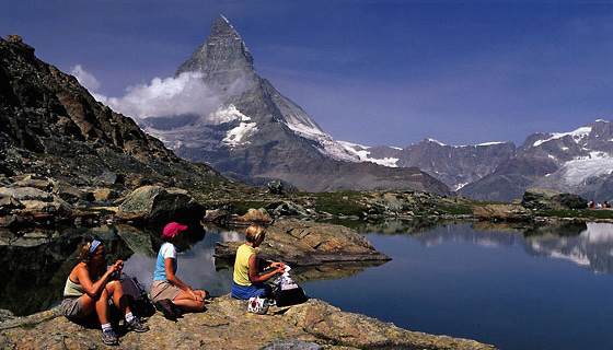 Swiss Alps Walking & Hiking Tour