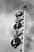 Route_66_motel_sign