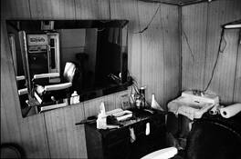 Barber_chair