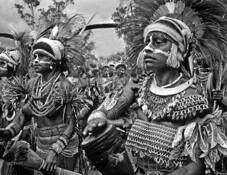 Papua_dancers_2