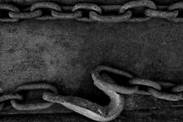 Antiquitus_-_the_chain
