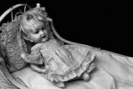 Dolls_at_the_flea_market_5
