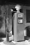 An_old_petrol_pump