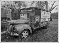 Delia_s_florist_truck