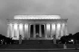 Dawn_at_the_lincoln_memorial