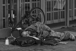 Safer_to_sleep_by_day