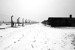 Barracks_row