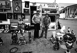 Flea_market