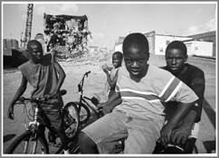 Five_boys_at_common_street_demolition