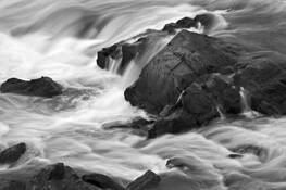 Rocks_and_water