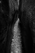 Narrow_passage