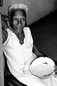 Woman_with_rice