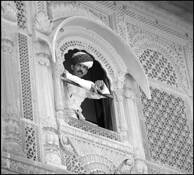 Indian_guard_in_window