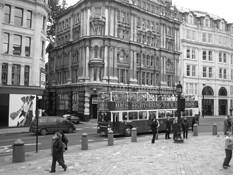 London_street_scene