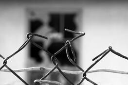 Fence_and_broken_window
