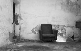 Forgotten_chair